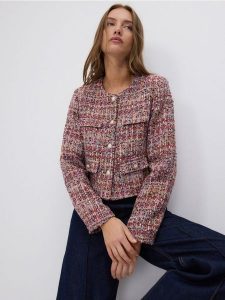 Tweedowa marynarka z ozdobnymi guzikami - wielobarwny. Marynarki i żakiety Reserved, l, bez wzorów, z tkaniny. W wyprzedaży za 199,99 zł.