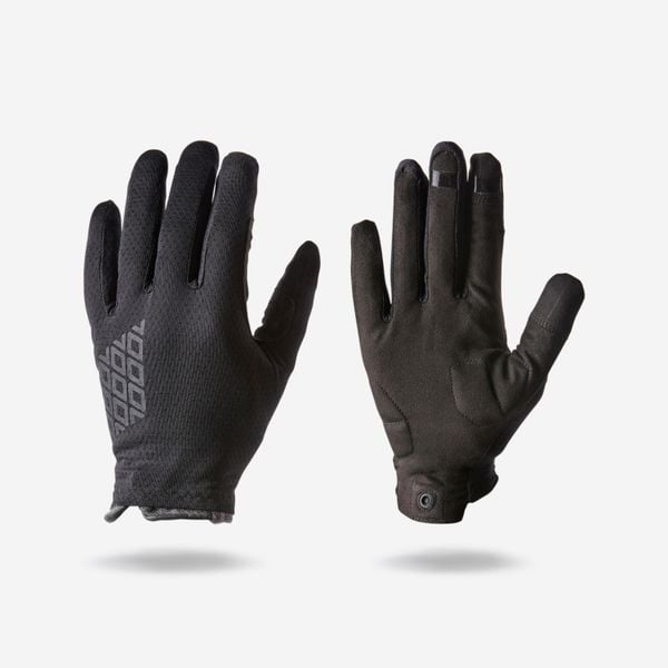 Rękawiczki rowerowe MTB Rockrider oddychające 100. Czarne rękawiczki ROCKRIDER, bez wzorów, z materiału. Za 69,99 zł.