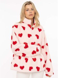 Zwillingsherz Bluza polarowa "Herzi" w kolorze jasnoróżowym rozmiar: L. Różowe bluzy Zwillingsherz, l, bez wzorów, z polaru, bez kaptura. Za 138,45 zł.