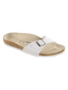 Birkenstock Klapki w kolorze białym rozmiar: 41. Białe klapki Birkenstock, bez wzorów, z otwartym noskiem, bez obcasa. Za 240,99 zł.