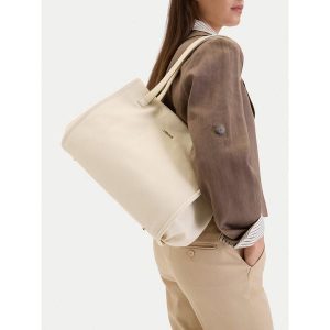 Torebka MEXX. Torebki klasyczne Mexx, bez wzorów, bez dodatków. Za 269,99 zł.