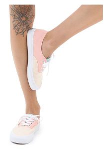 Vans Sneakersy w kolorze jasnoróżowo-błękitnym rozmiar: 39. Niebieskie trampki Vans, bez wzorów, bez zapięcia. Za 160,95 zł.