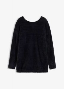 Długi sweter z miękkiej przędzy puchowej. Białe długie swetry bonprix, z puchu, bez kołnierzyka. Za 129,99 zł.