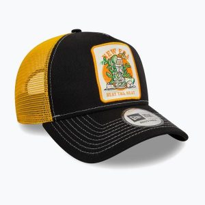 Czapka z daszkiem New Era Summer Patch Trucker. Czarne czapki New Era, bez wzorów. Za 129,99 zł.