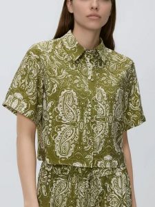 Koszula z wiskozą - oliwkowy. Zielone koszule Reserved, l, bez wzorów, z tkaniny, bez kołnierzyka, bez ramiączek. Za 99,99 zł.