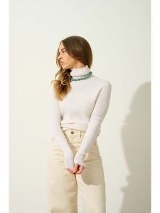 AUTHENTIC CASHMERE Kaszmirowy golf "Suzie" w kolorze kremowym rozmiar: L. Brązowe golfy AUTHENTIC CASHMERE, bez wzorów, z kaszmiru. Za 267,92 zł.