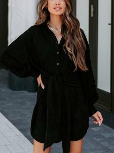 LA Angels Sukienka w kolorze czarnym rozmiar: S. Czarne sukienki LA Angels, s, bez wzorów, bez kołnierzyka, bez ramiączek, mini. Za 165,99 zł.