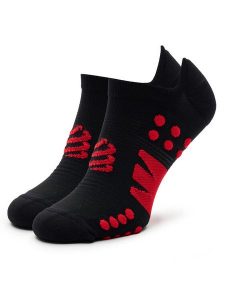 Compressport Skarpety krótkie XU00045B Czarny. Czarne skarpetki Compressport, bez wzorów, z bawełny. Za 39,99 zł.