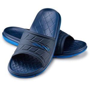 Klapki basenowe dla dorosłych Aqua Speed Aspen. Niebieskie klapki Aqua-Speed, bez wzorów, bez obcasa. Za 79,99 zł.