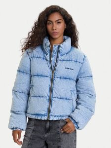 Guess Jeans Kurtka zimowa W5BL85 D6181 Niebieski Regular Fit. Niebieskie kurtki Guess Jeans, na zimę, xxl, z aplikacjami, z bawełny, bez kaptura. Za 545,30 zł.