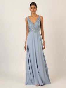 APART Sukienka w kolorze błękitnym rozmiar: 40. Niebieskie sukienki Apart, bez wzorów, z koronki, bez kołnierzyka, bez ramiączek, maxi. Za 319,88 zł.