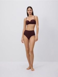 Majtki figi z wysokim stanem - ciemnofioletowy. Fioletowe figi Reserved, bez wzorów. Za 59,99 zł.