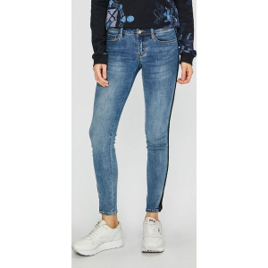 Tally Weijl - Jeansy. Jeansy marki TALLY WEIJL. W wyprzedaży za 119,90 zł.