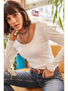 Olalook Koszulka w kolorze białym rozmiar: S. Białe bluzki Olalook, s, bez wzorów, bez kołnierzyka, bez ramiączek. Za 47,82 zł.