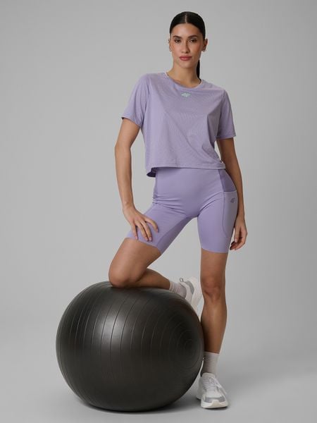 4F Legginsy krótkie treningowe szybkoschnące damskie - fioletowe L. Fioletowe legginsy 4f, bez wzorów, krótkie. Za 149,99 zł.
