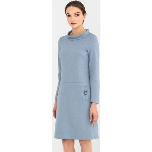 Sukienka w kolorze jasnoniebieskim. Sukienki marki Far Far Fashion. W wyprzedaży za 114,95 zł.
