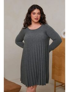 Curvy Lady Sukienka w kolorze khaki rozmiar: 40/42. Brązowe sukienki Curvy Lady, bez wzorów, klasyczne, bez kołnierzyka, bez ramiączek, midi. Za 144,92 zł.