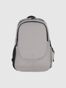 4F Plecak miejski (18 L) z kieszenią na laptopa - szary Uniwersalny. Szare plecaki 4f. W wyprzedaży za 99,99 zł.