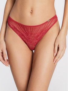 Gossard Stringi Glossies Lace 13006 Różowy. Czerwone stringi Gossard, bez wzorów, z syntetyku. Za 69,99 zł.