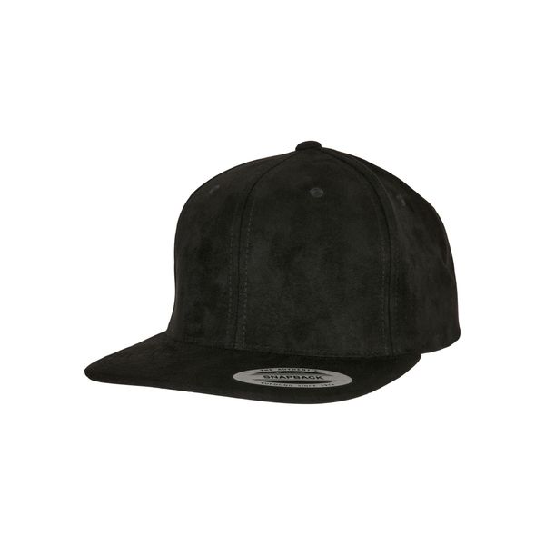 Zamszowa czapka snapback Flexfit. Czarne czapki FLEXFIT, bez wzorów, ze skóry, eleganckie. Za 145,00 zł.