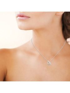 L'atelier précieux Srebrny naszyjnik z elementem ozdobnym - dł. 45 cm rozmiar: onesize. Szare naszyjniki l'Atelier precieux, srebrne. Za 173,99 zł.