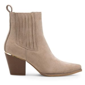 Botki Jenny Fairy. Brązowe botki Jenny Fairy, bez wzorów, bez obcasa, na słupku, bez zapięcia. Za 83,99 zł.