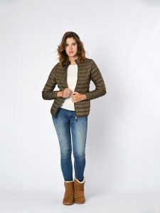 Northwood Kurtka pikowana w kolorze khaki rozmiar: S. Brązowe kurtki Northwood, s, bez wzorów, bez kaptura. Za 130,99 zł.