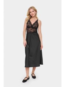SAINT TROPEZ Bluzka "Daisy" w kolorze czarnym rozmiar: XL. Czarne bluzki Saint Tropez, xl, bez wzorów, z koronki, bez kołnierzyka, bez ramiączek. Za 83,42 zł.