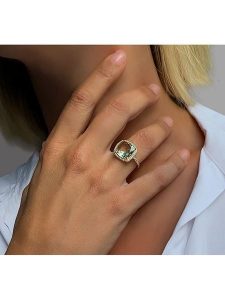 Les Petites Précieuses Pozłacany pierścionek z cyrkoniami i ametystem rozmiar: 60. Zielone pierścionki Les Petites Précieuses, z ametystem, pozłacane. Za 173,99 zł.