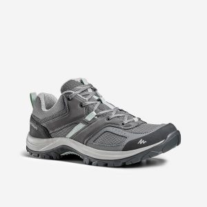 Buty turystyczne damskie Quechua MH100 niskie. Szare buty trekkingowe QUECHUA, z kauczuku, bez zapięcia. Za 179,99 zł.