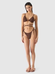 4F Dół od bikini damski - brązowy XL. Brązowe bikini 4f, bez wzorów, z elastanu. W wyprzedaży za 19,99 zł.