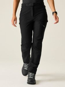 Dare 2b Spodnie funkcyjne "Melodic Pro II" w kolorze czarnym rozmiar: 42. Czarne spodnie dresowe Dare 2b, bez wzorów, z materiału. Za 192,79 zł.