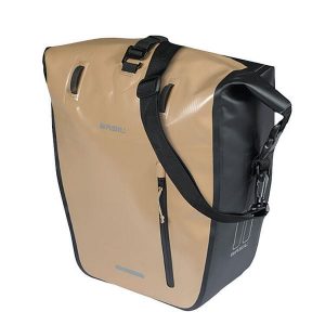 Pojedyncza torba rowerowa Rivo M MIK Hooks, piaskowa. Brązowe torby podróżne i sportowe BASIL, bez wzorów, z materiału, na ramię. Za 292,45 zł.