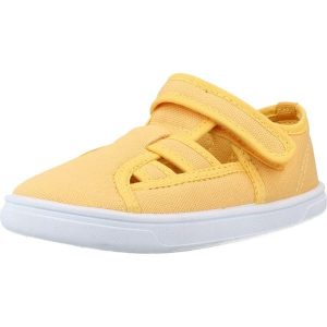 Sandały BLANDITOS MOLLYBD SANDALIA LONA CERRADA Żółty. Żółte buty trekkingowe BLANDITOS BY CRIO'S, z tkaniny, bez zapięcia. Za 149,99 zł.