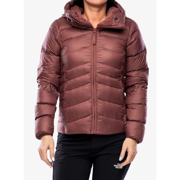 Kurtka puchowa damska Columbia Autumn Park Down Hooded Jacket. Czerwone kurtki Columbia, bez wzorów, z puchu, bez kaptura. Za 529,00 zł.