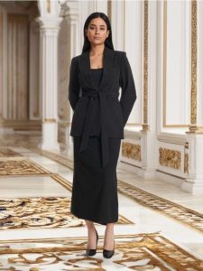 Marynarka - czarny. Czarne marynarki i żakiety Sinsay, l, bez wzorów, eleganckie. Za 79,99 zł.