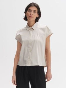 OPUS Koszula w kolorze kremowym rozmiar: 44. Brązowe koszule Opus, bez wzorów, bez kołnierzyka, bez ramiączek. Za 121,99 zł.