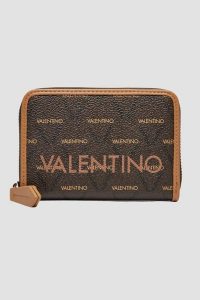 VALENTINO Brązowy mały portfel Liuto. Brązowe portfele Valentino by Mario Valentino, bez wzorów. W wyprzedaży za 158,99 zł.