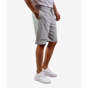 Szorty Sportowe Givova Friend - Niezrównany Komfort i Styl. Szare spodenki sportowe Givova, bez wzorów, na jogę i pilates. Za 68,30 zł.