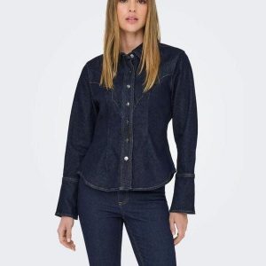 Only Koszula Perla LS Western Blue Denim. Niebieskie koszule ONLY, l, bez wzorów, z denimu, bez kołnierzyka, bez ramiączek. Za 253,76 zł.