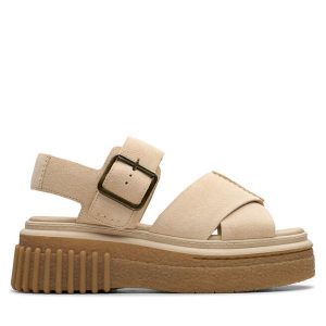 Sandały Clarks. Brązowe sandały Clarks, bez wzorów, bez obcasa, na koturnie, bez zapięcia. Za 379,99 zł.