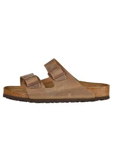 Birkenstock Skórzane klapki "Arizona" w kolorze jasnobrązowym rozmiar: 45. Brązowe klapki Birkenstock, bez wzorów, bez obcasa. Za 438,56 zł.