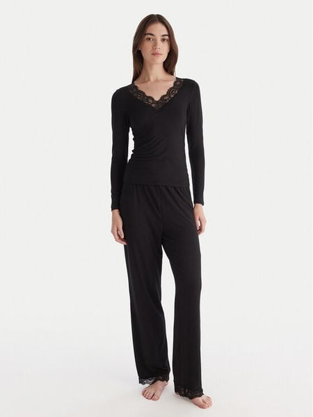 Hunkemöller Piżama Nana 302674 Czarny Regular Fit. Czarne piżamy Hunkemöller, bez wzorów, bez ramiączek. Za 189,99 zł.