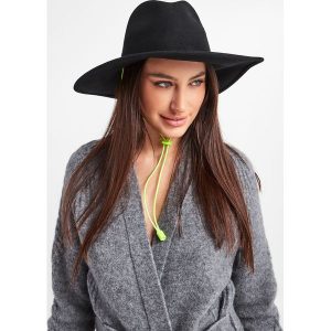 Kapelusz wełniany TWINSET ACTITUDE. Kapelusze Twinset Milano, bez wzorów, z wełny. Za 469,00 zł.