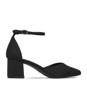 Czółenka JENNY. Czarne czółenka Jenny, bez wzorów, bez obcasa, bez zapięcia. Za 129,99 zł.