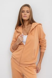 LEKKA BLUZA MOLLY MANGO XS - Flawless. Bluzy Flawless, s, bez wzorów, z bawełny, bez kaptura. Za 190,00 zł.