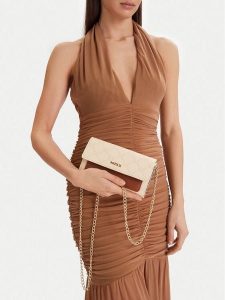 MEXX Torebka CEO-MEXX-K-004-09 Écru. Torebki klasyczne Mexx, bez wzorów, z materiału, bez dodatków. Za 129,99 zł.