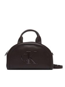 Calvin Klein Torebka Bold Ck Dome Crossbody LV04F3895G Bordowy. Czerwone torebki klasyczne Calvin Klein, bez wzorów, ze skóry, bez dodatków. Za 409,99 zł.