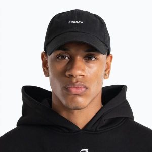 Czapka z daszkiem BOXRAW Dad. Czarne czapki BOXRAW, bez wzorów, z bawełny, eleganckie. Za 98,99 zł.