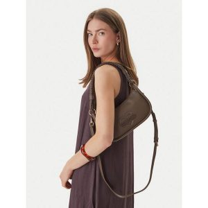Torebka LOVE MOSCHINO. Brązowe torebki klasyczne LOVE MOSCHINO, bez wzorów, bez dodatków. Za 667,99 zł.